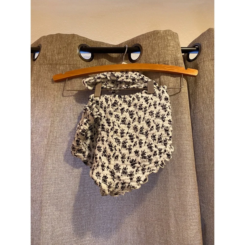 USED Blue Life Smocked Festival Set - Picture 2 of 3